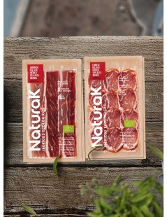 Acorn-fed shoulder 50% organic Iberian breed